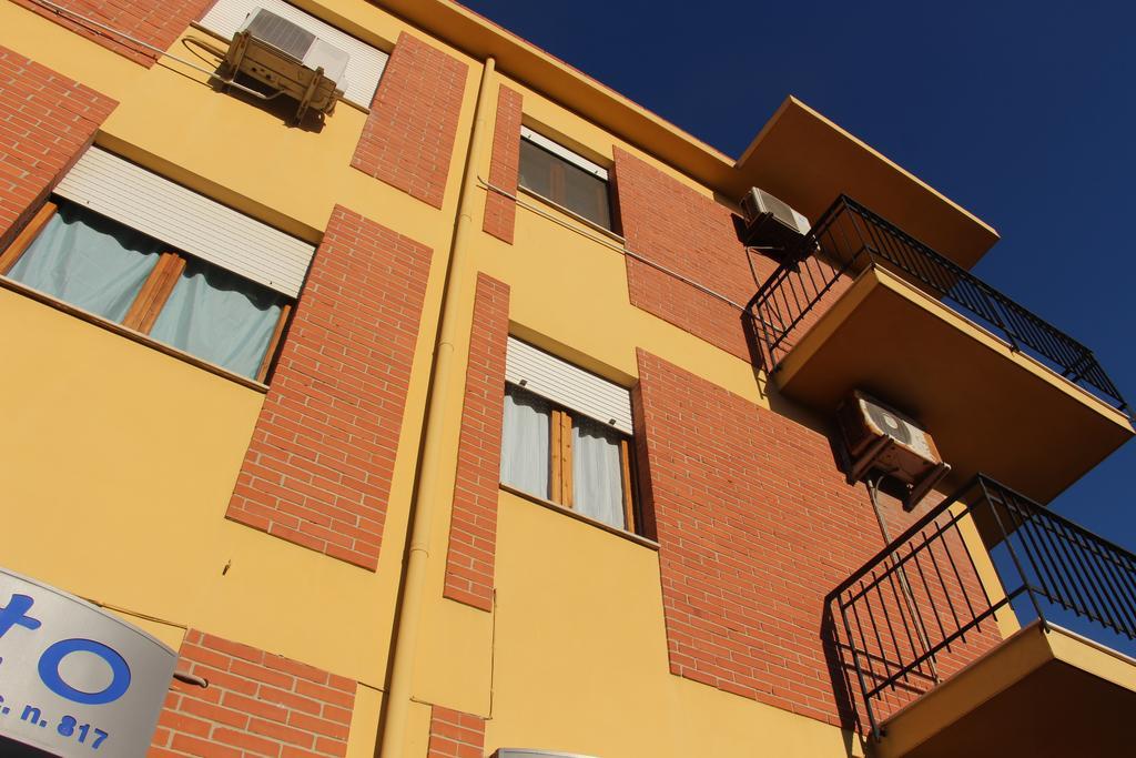 Gottardo Bed and Breakfast Monserrato Esterno foto