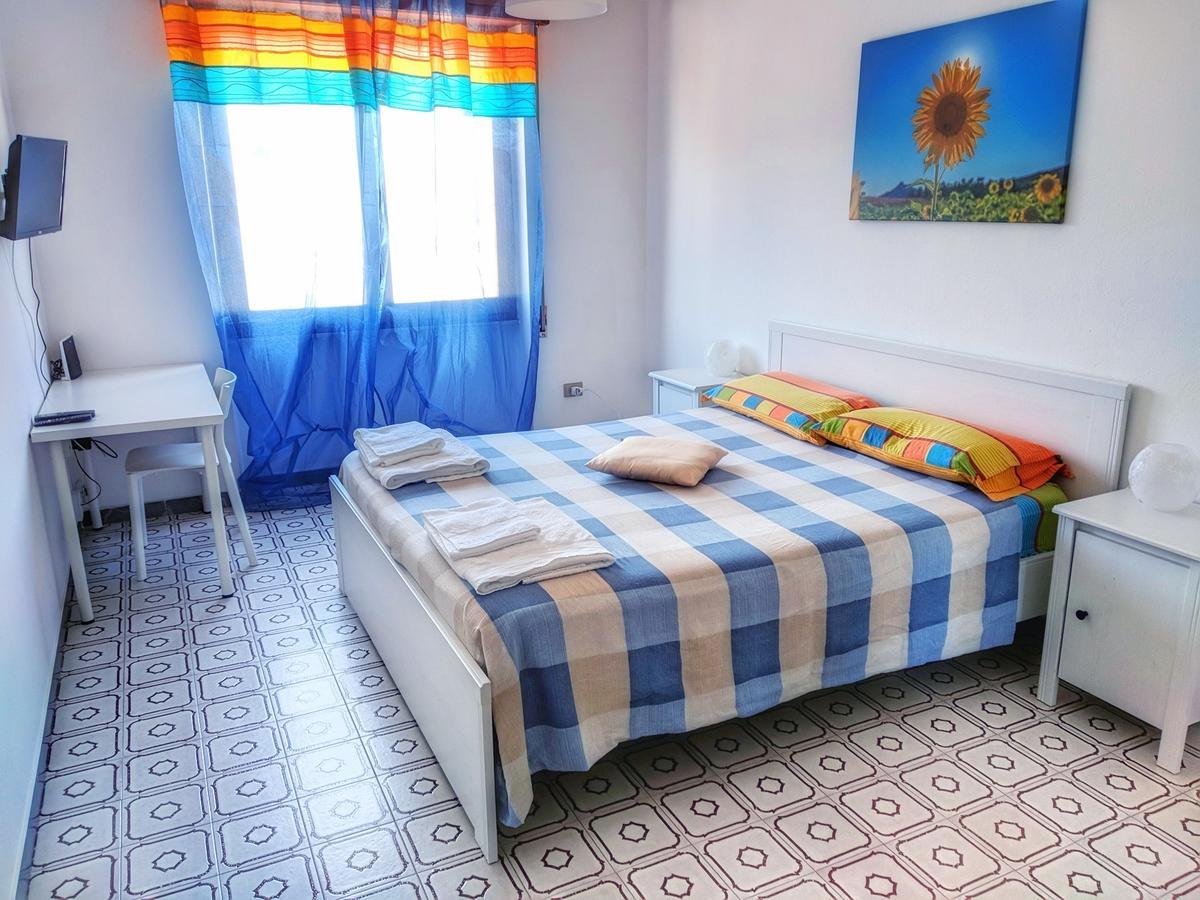 Gottardo Bed and Breakfast Monserrato Esterno foto